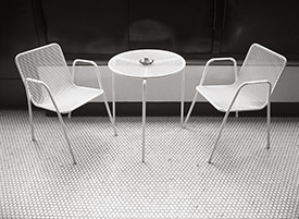 table & chairs