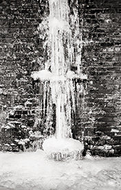 alley ice 1
