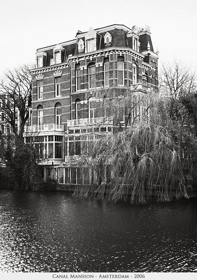 Canal Mansion