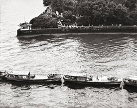 boat chain & Huangpu Park