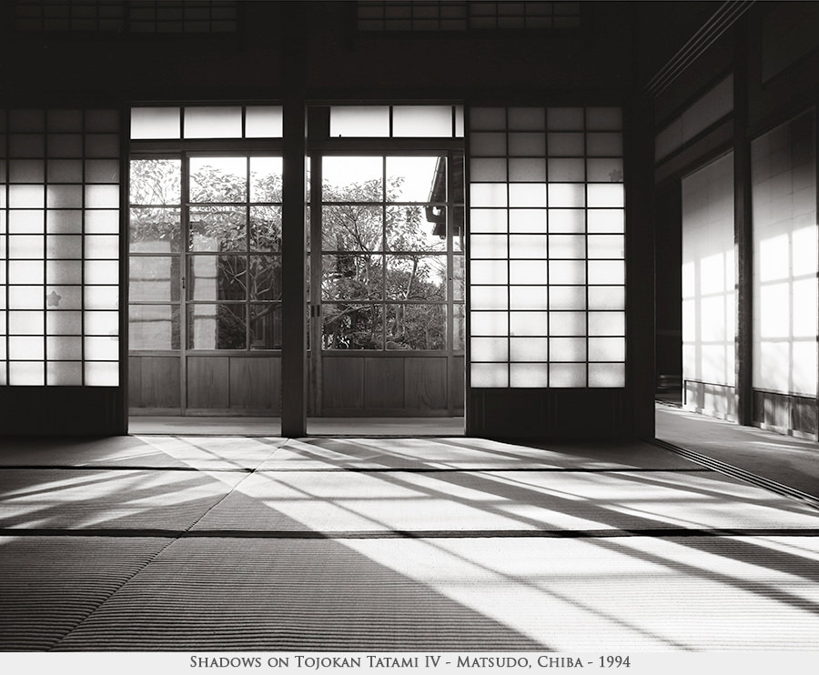 shadows on Tojokan tatami 4