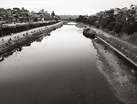Kamogawa from Sanjo Bridge
