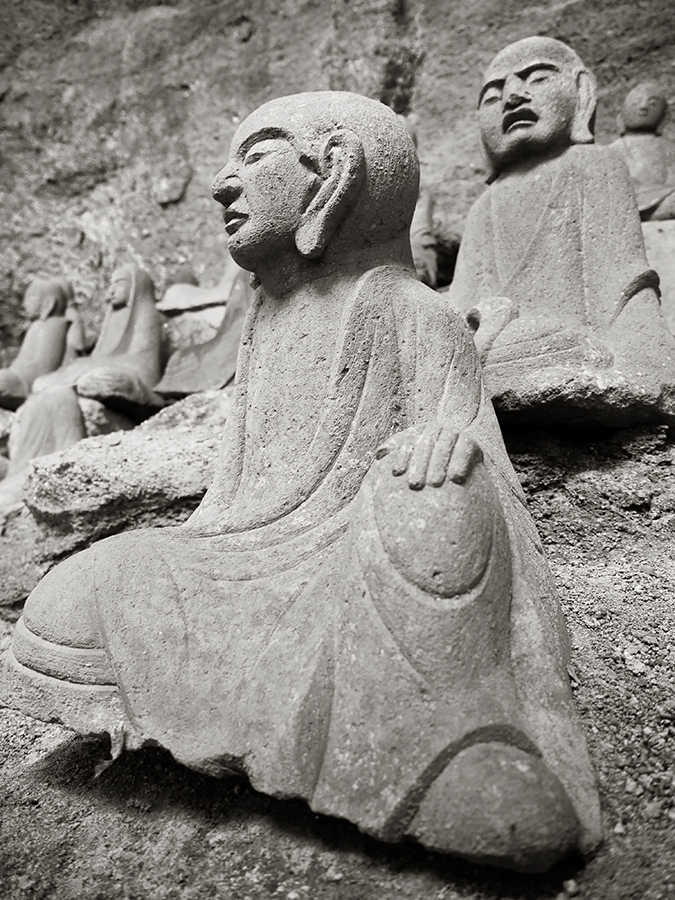 Sitting Buddhas